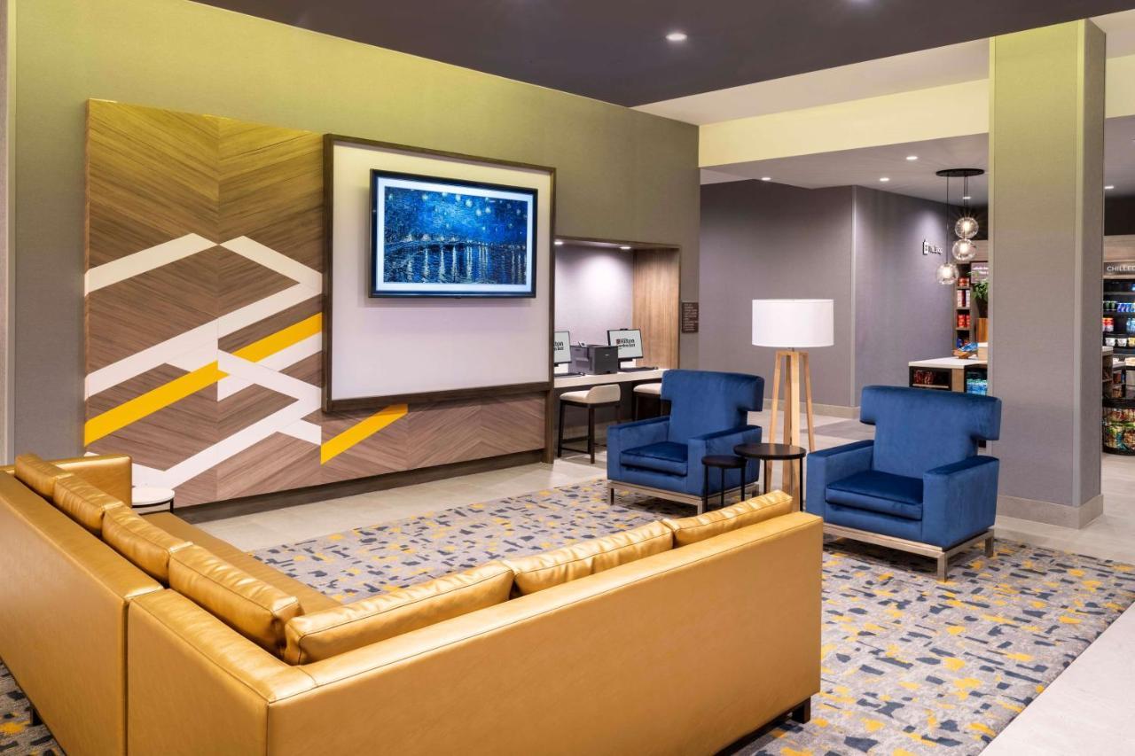 Hilton Garden Inn Pomona, Ca Exterior photo
